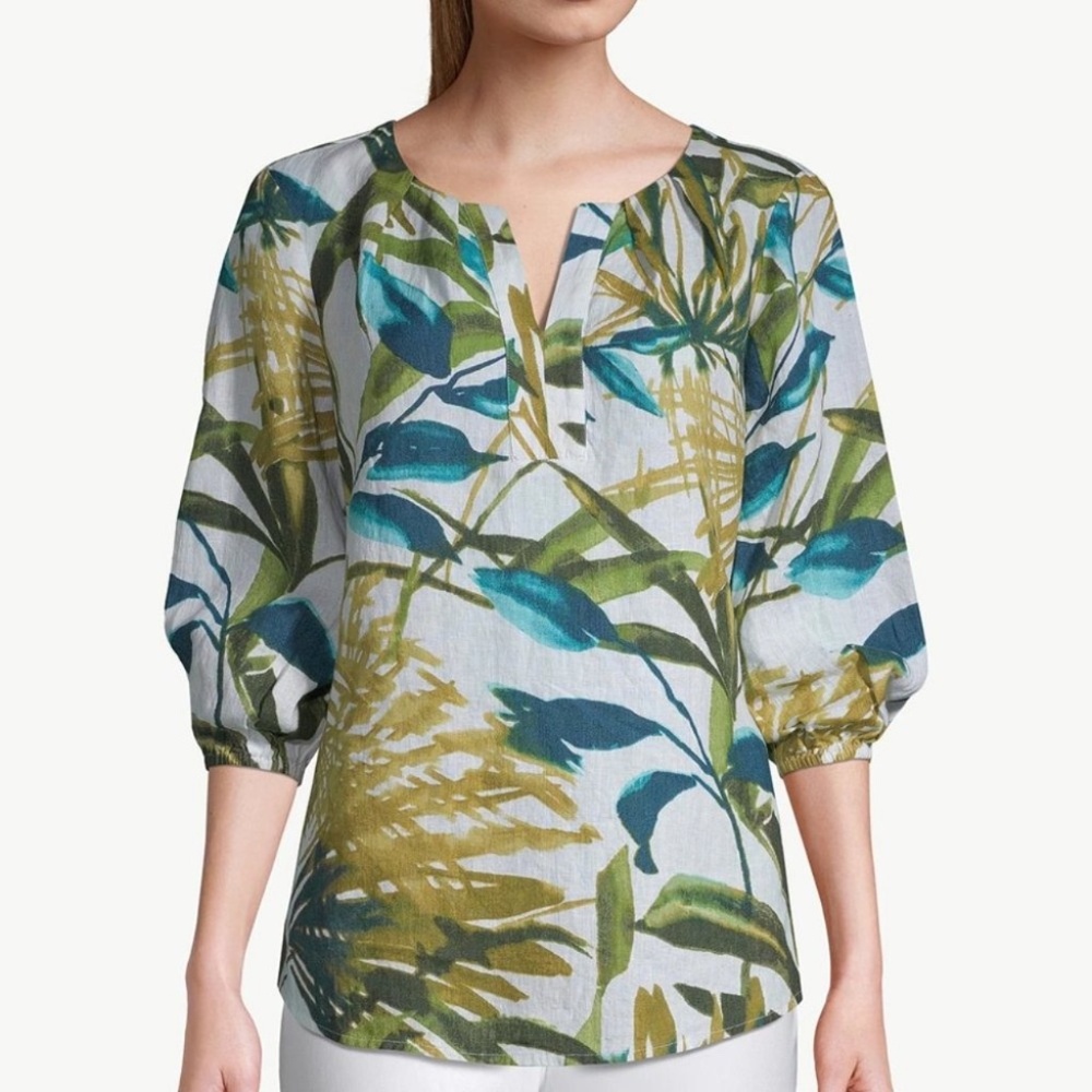 NEW Chico's Linen Pleated-Neckline Palm-Print Blouse M